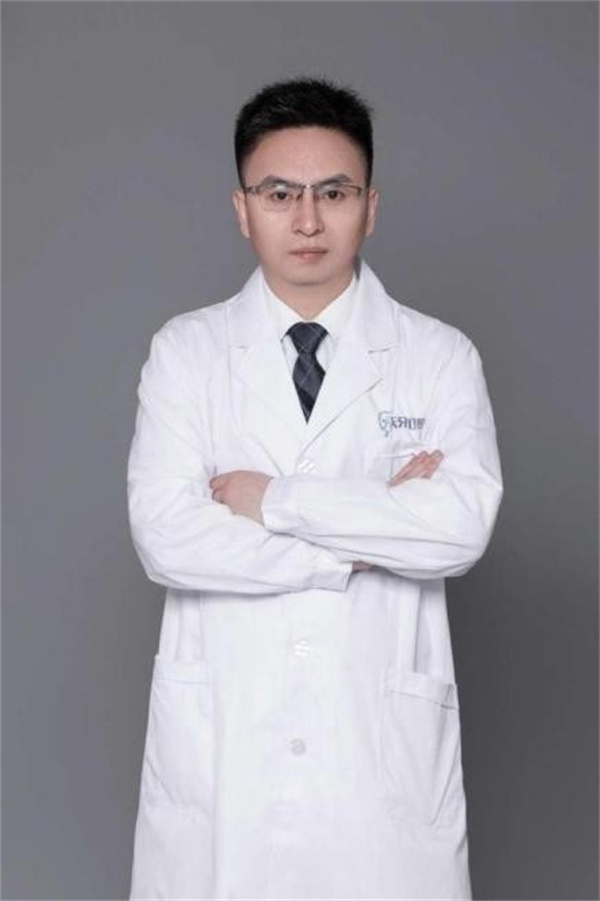 在乌鲁木齐做即刻种植牙要多少钱？天牙口腔(图4)