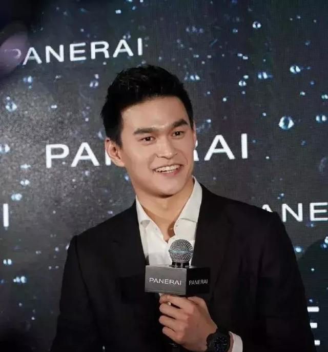 宝威体育下载网站：宝威体育官网：刘涛花了300万重做牙齿一颗牙4万美容效果就像换了一个头(图5)