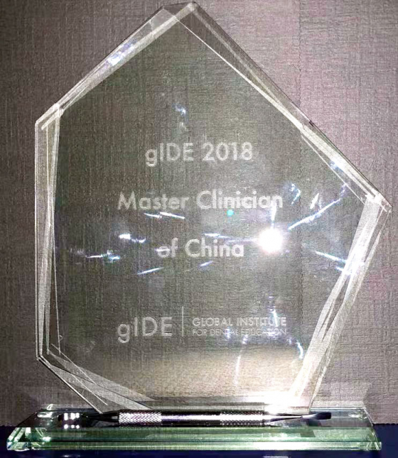 宝威体育官网：瑞尔齿科种植修复医生张翼飞：时刻对牙齿抱有一颗敬畏之心(图2)