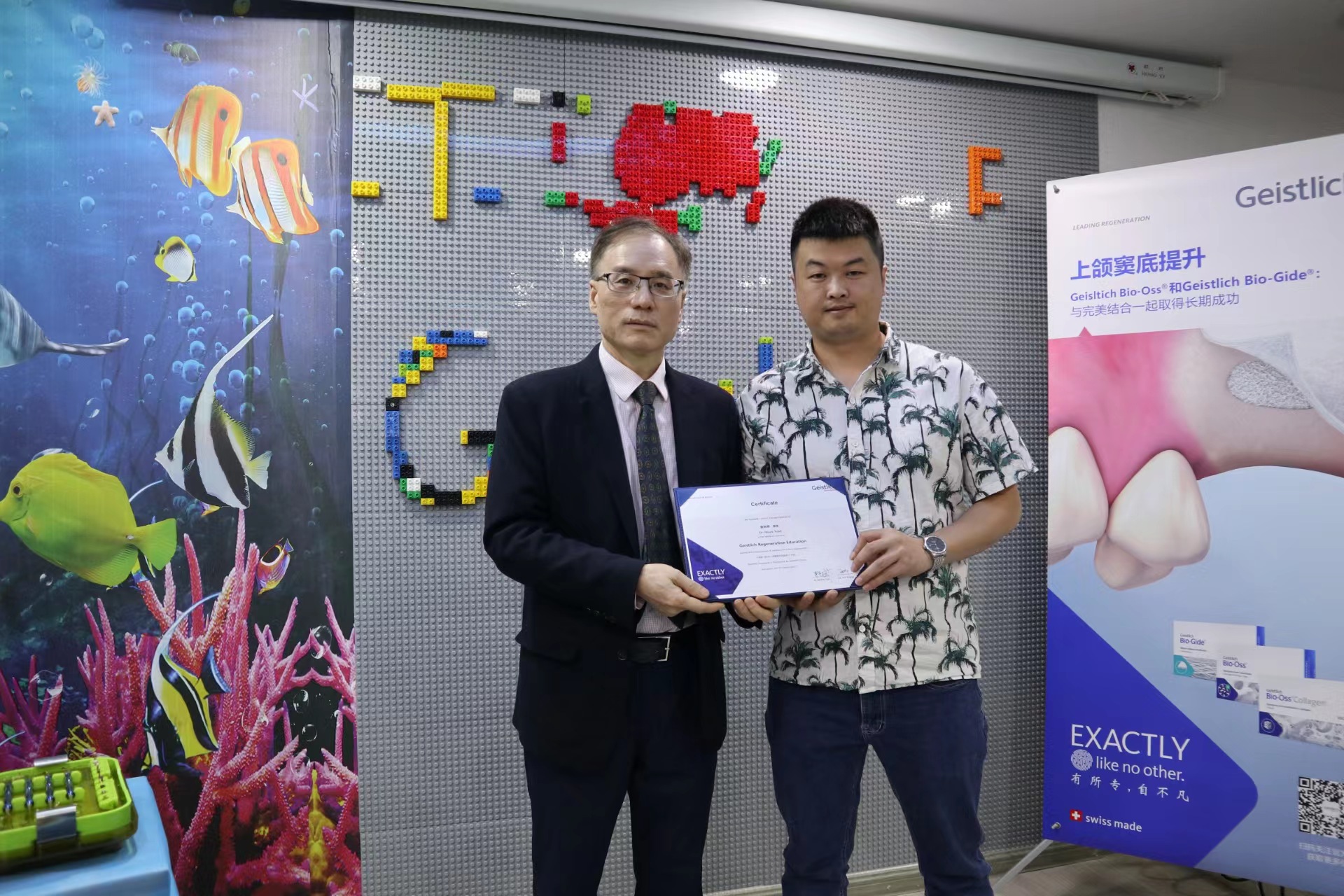 中家医口腔袁秋烨植牙医生用全智能技术让高龄老人安心种好牙(图3)